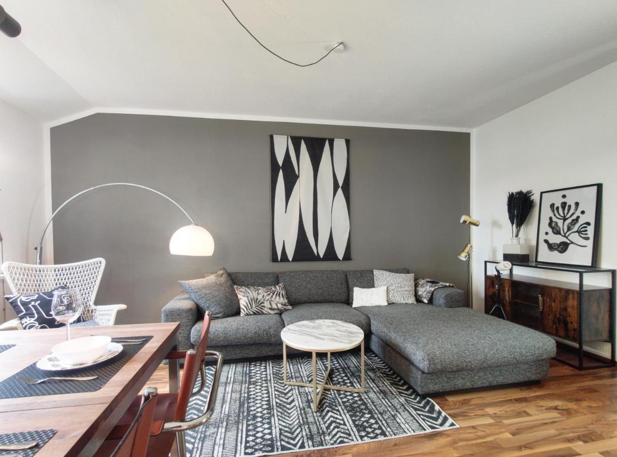 Inikama: Designer Apartment Im Gruenen - Netflix Rosengarten  Buitenkant foto